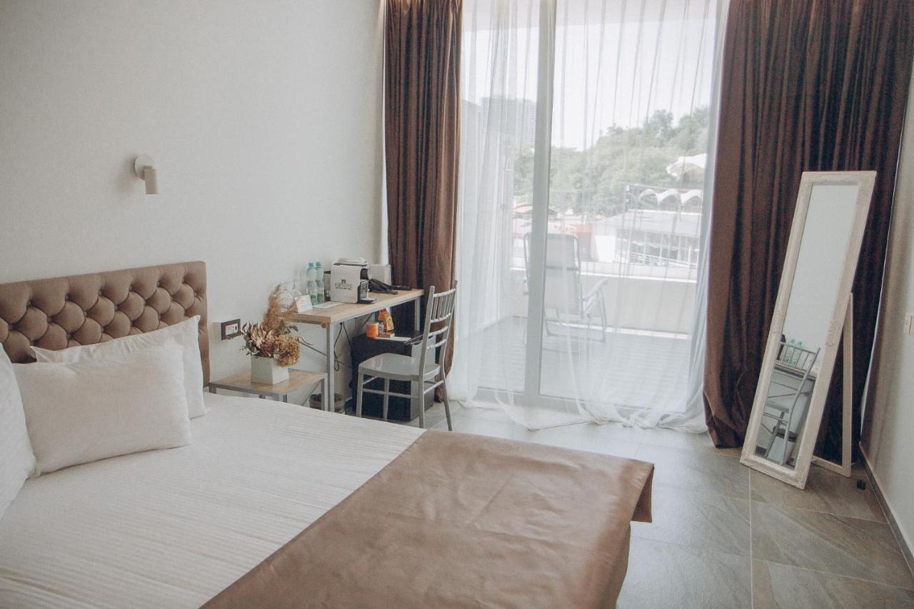Boutique Hotel Portofino Одеса Екстериор снимка